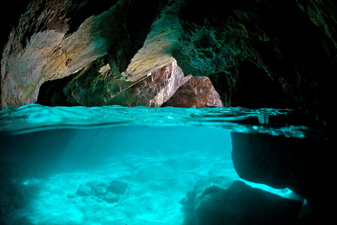 Green Grotto (Grotta Verde), Capri